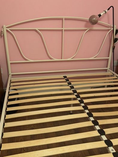 Metal frame king sized bed