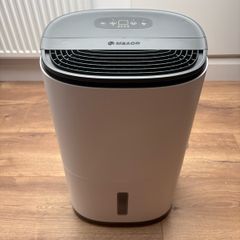 MEACO MeacoDry Arete One 20L Dehumidifier & Air Purifier - White & Black