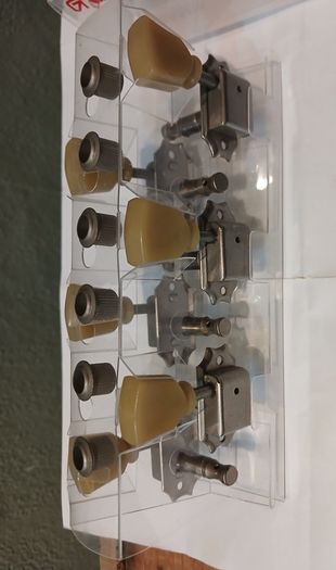 New Gotoh Guitar Tuners