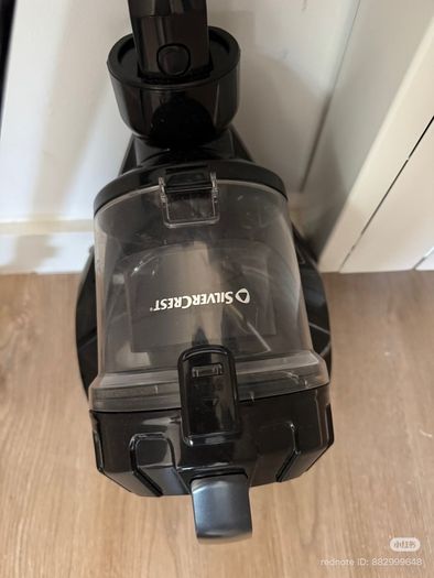 vacuum cleaner