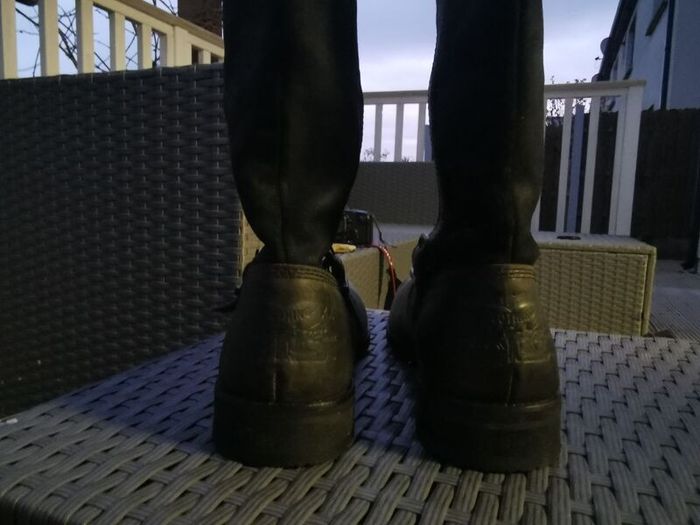 Levi's leather boots - new - Free P&P