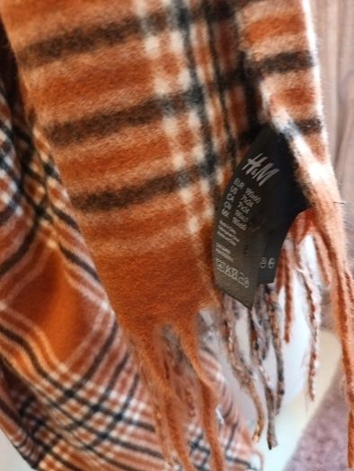 Plaid womens shawl/scarf