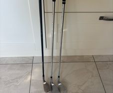 Left handed lob wedges