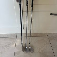 Left handed lob wedges