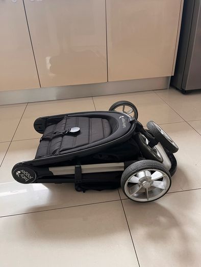 Baby Jogger City Mini 2 - travel buggy