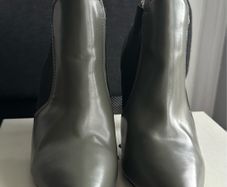French Connection ankle boots - sz 6