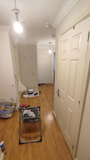 Painter | Interior | Great Prices, Quality Finish & Repairs