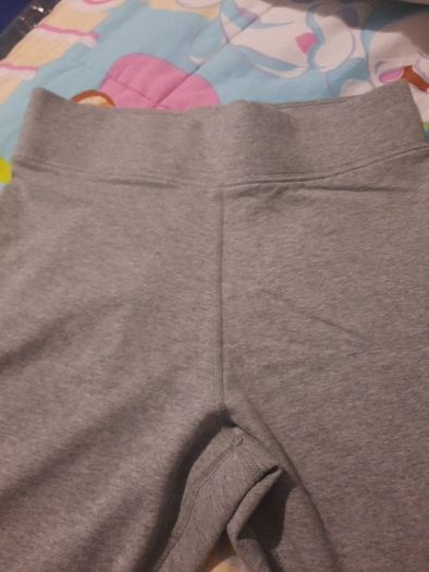 Grey Nike leggings
