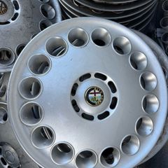 Alfa Romeo hub caps  Free