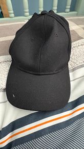 Woman black Hat