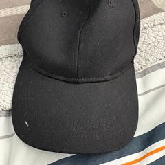 Woman black Hat