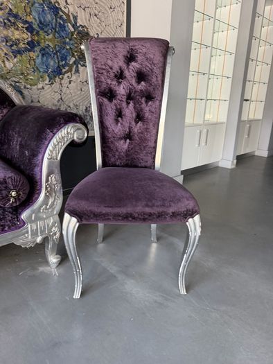Antique Chaise Longue