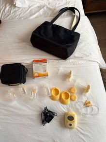 Medela Freestyle double electric breast pump