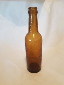 kiloh and co ltd ,,bottle cork prefect condition collectors item,buyer collects or pays postage thank you ,sold as is,
