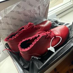 woman's dance shoes