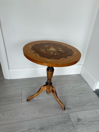 vinatge table