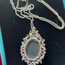 cameo necklace Image 4