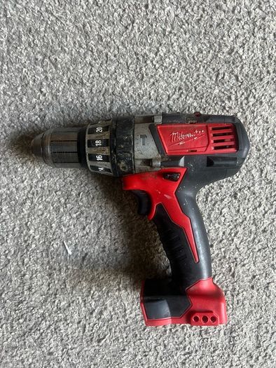 Milwaukee Drill Driver M18 - Faulty