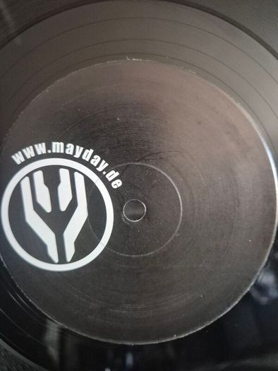 Members of Mayday,10 in one with (pvd club mix)