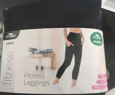 BNWT Ladies Fitness Leggings Medium