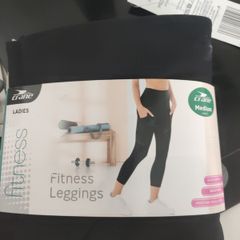 BNWT Ladies Fitness Leggings Medium