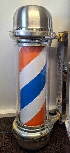 Barbers pole light
