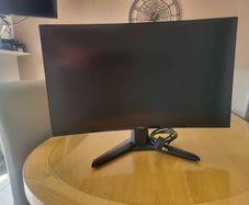 PC monitor