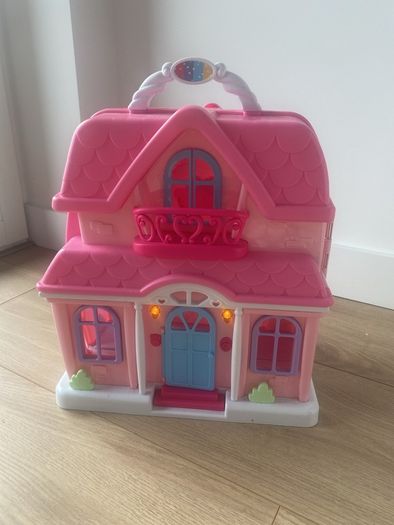 Doll house