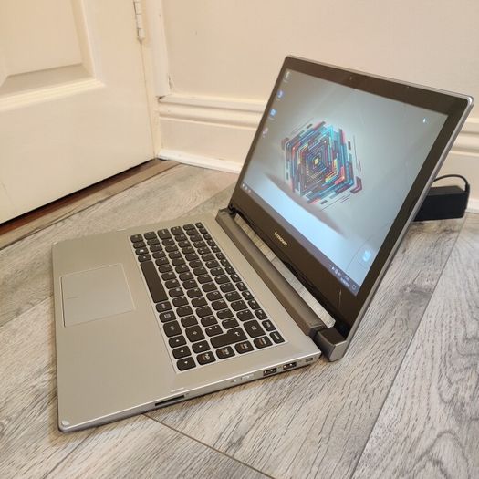 Lenovo Laptop Intel core i5 Ram 8 GB - Read the full description
