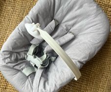 Stokke Tripp Trapp newborn set with toy hanger