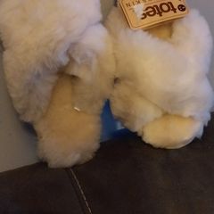 Totes sheepskin slippers
