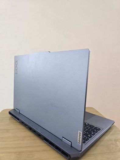 Laptop Gaming Lenovo Legion LOQ RTX 5050 i5-13450hx