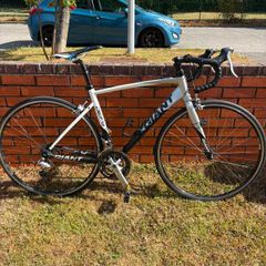 Giant Defy 4 Mens Road Bike