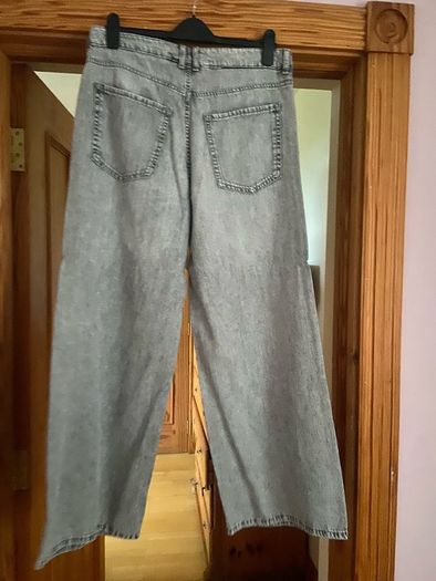 H&M Grey Sweatshirt XL and Grey Wide Leg Jeans UK 14