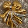 Nina Ricci gold filled clip on earrings Image 4