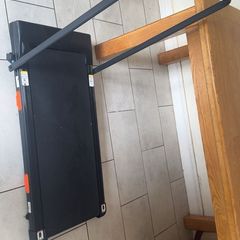 Foldable home treadmill
