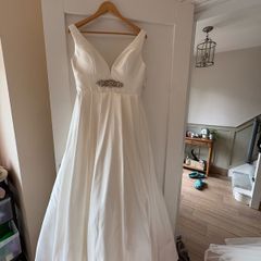 wedding dress