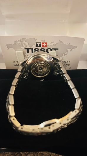 Ladies Tissot Watch Ideal For Parts Collectors Currently Working Fine Plus Free GUESS Watch