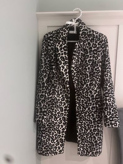 Stunning Leopard Print Gallery Coat / Never worn