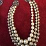 pearl necklace and bracelet set Image 8