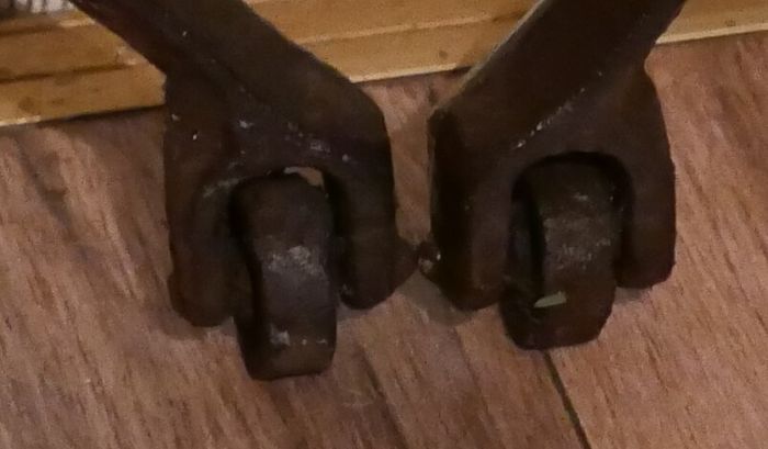 Antique Cast Iron Singer Sewing Machine Table Legs