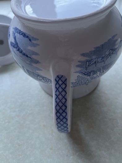 Vintage Sadler "Old Willow " Teapot in mint condition