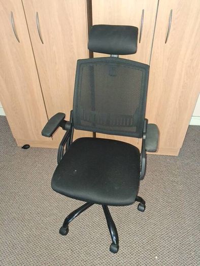 Gaming chair Free to take