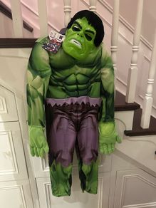 costume