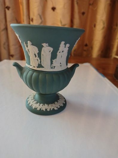 Vintage Wedgwood Miniature Green Grecian Urn