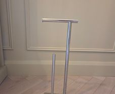 toilet roll holder (free)