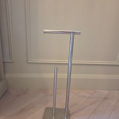 toilet roll holder (free)