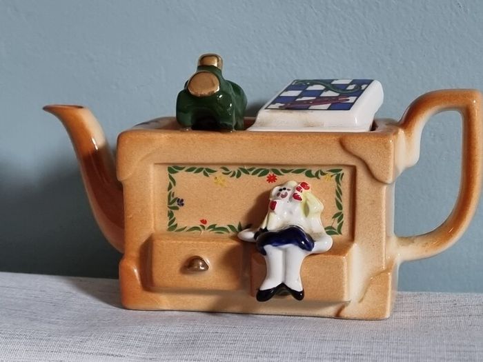 Cardew Design  Miniature Toy Box Teapot