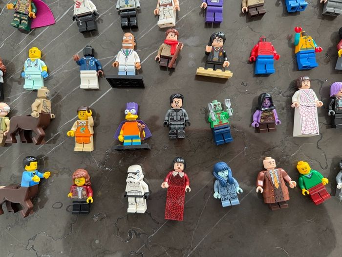 lego mini figures