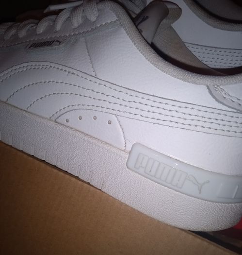 Womens puma trainers